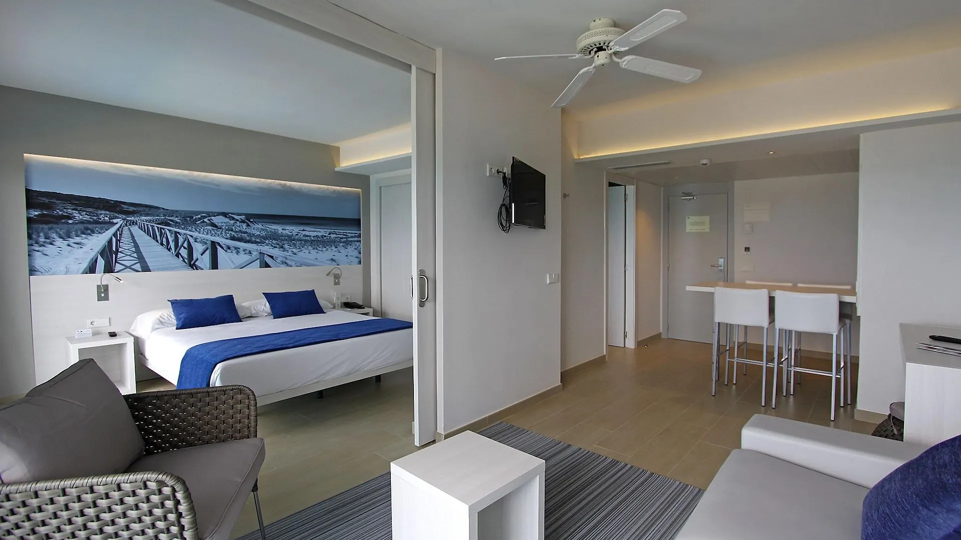 Hotel Bg Tonga Tower Can Picafort